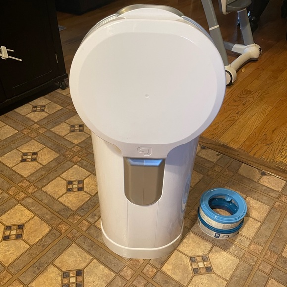 diaper pail - Picture 5 of 5